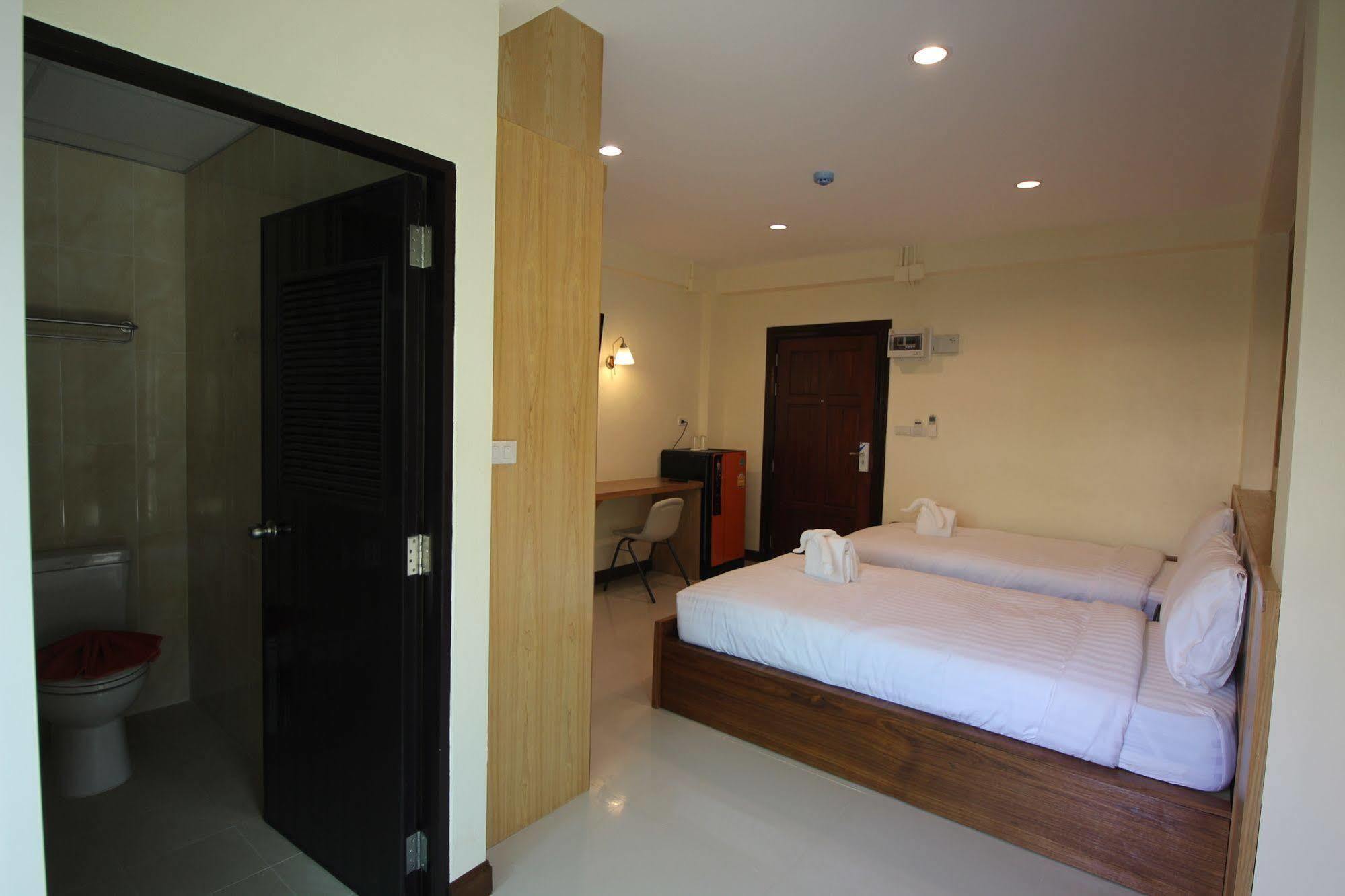 Monmuang Hotel Chiang Mai Buitenkant foto